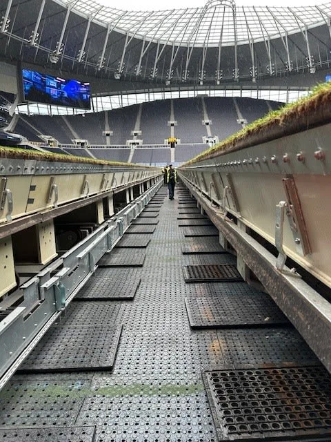 Tottenham retractable pitch